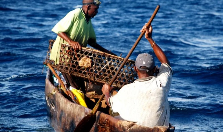 Kwale Governor Achani urges fishermen to join cooperative societies